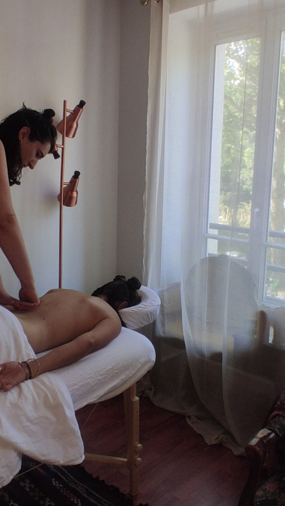 photo seance Elsa Bizet - Panacée Massage