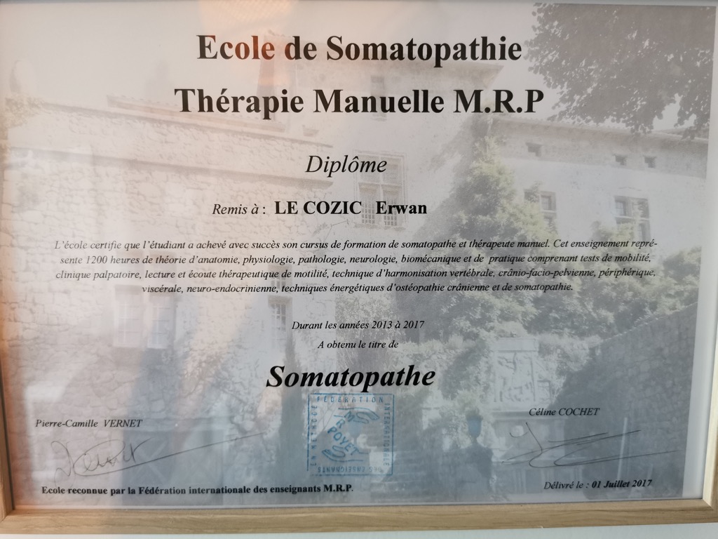 photo diplome Erwan Le cozic