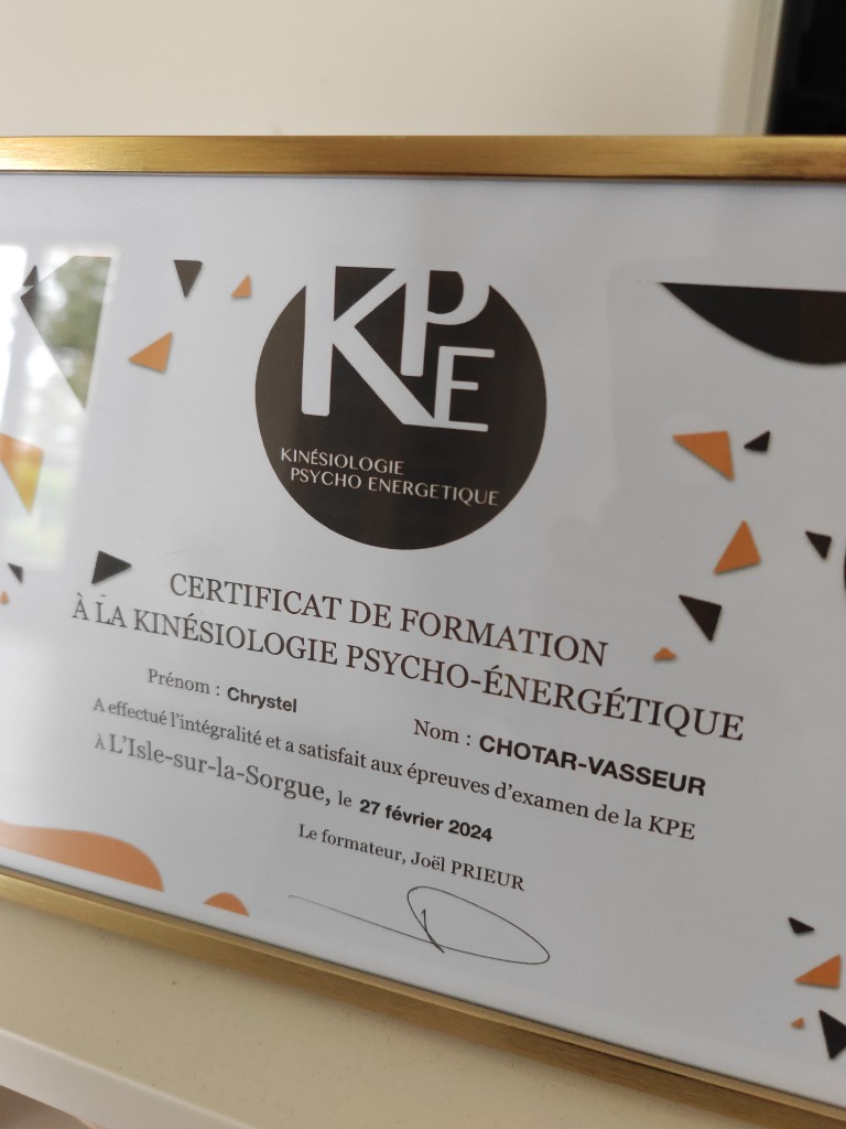 photo diplome Chrystel CHOTAR VASSEUR