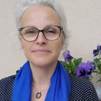 photo portrait SYLVIE LEPELTIER-BARNOT- Hypnothérapeute