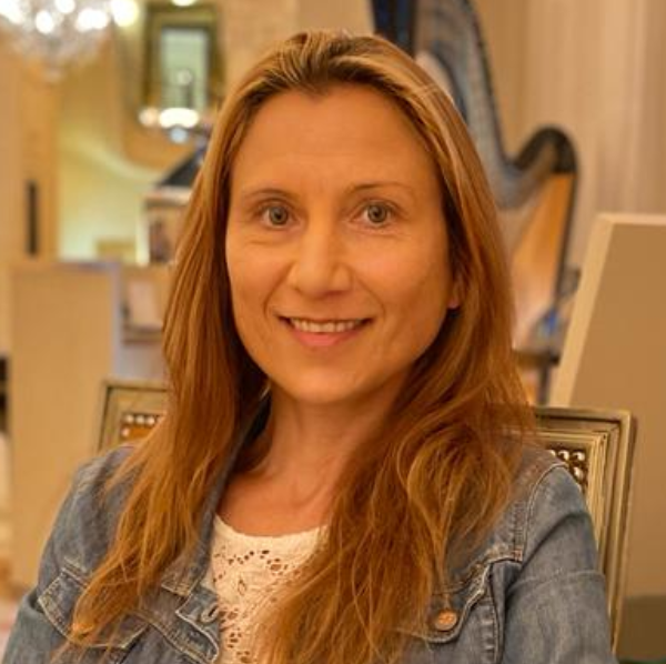 Caroline Loiret Papillon Cristallin