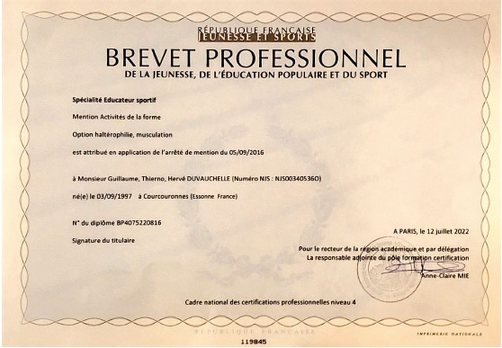 photo diplome Guillaume Duvauchelle