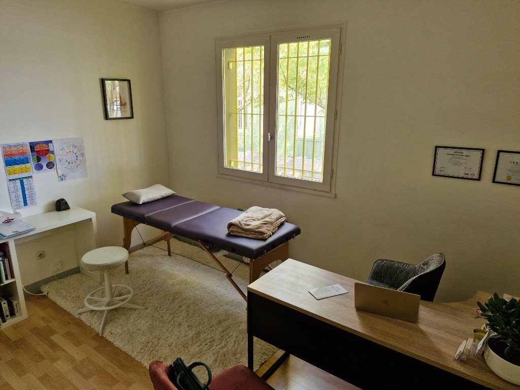 photo cabinet Laura Néron - L’éveil de la fleur lumineuse