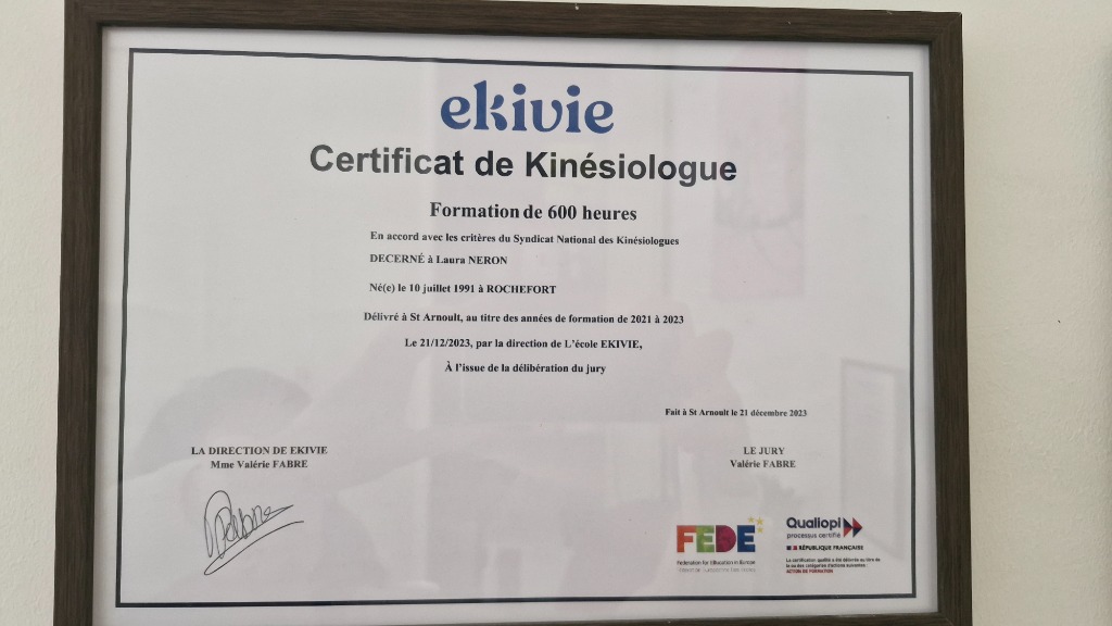 photo diplome Laura Néron - L’éveil de la fleur lumineuse