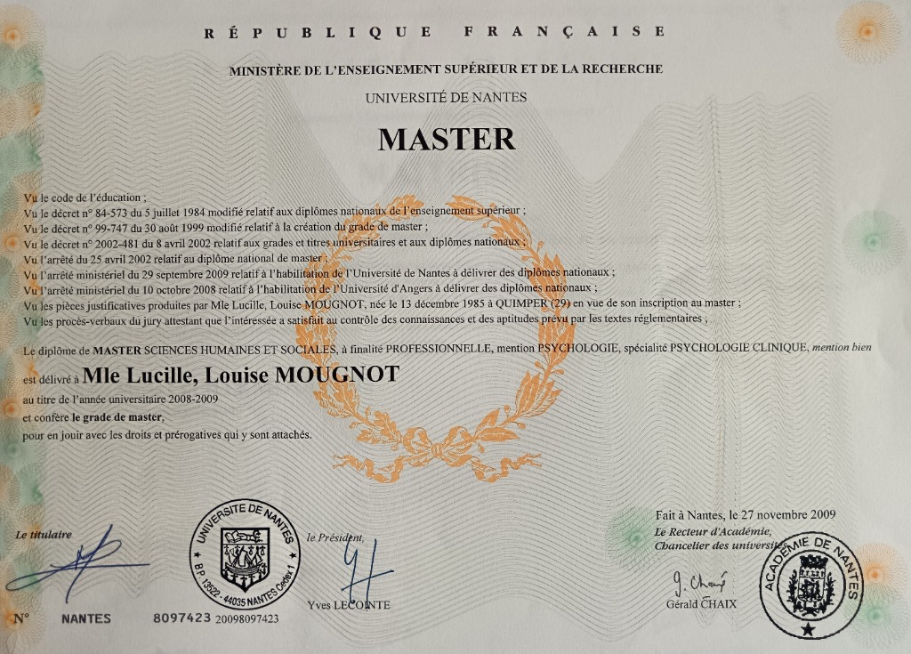 photo diplome Lucille Mougnot