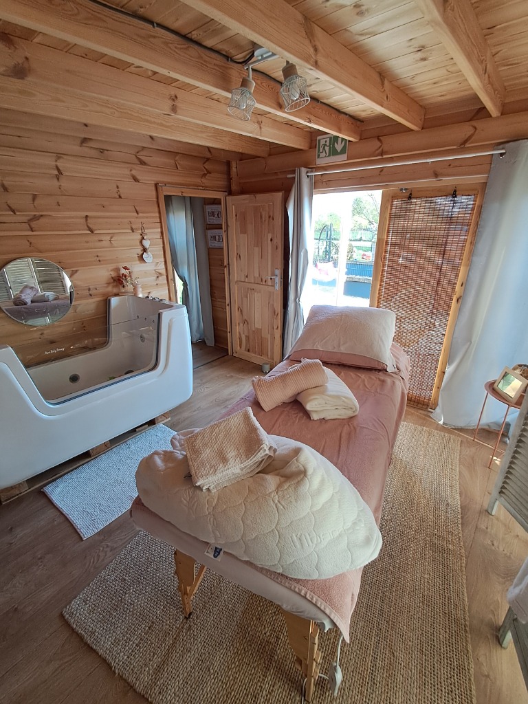 photo cabinet Alexandra Louvigny