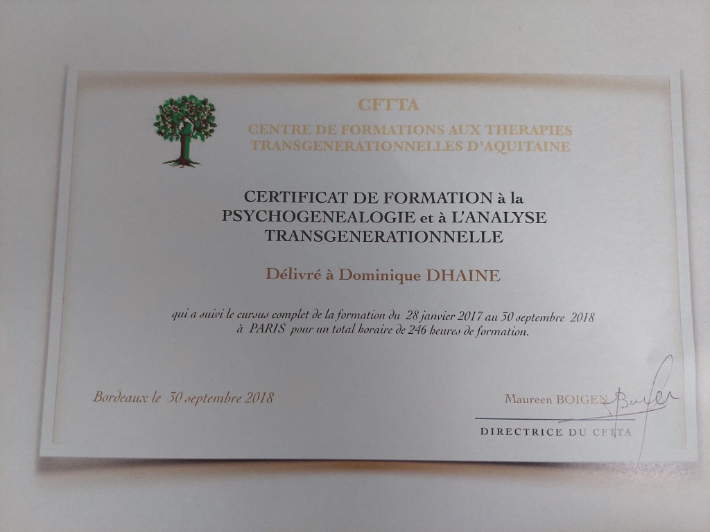 photo diplome DOMINIQUE DHAINE