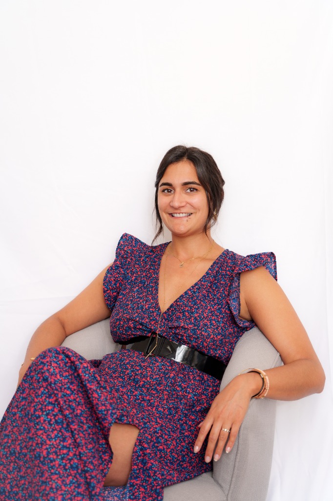 photo portrait Déborah Energéticienne Magnétiseuse Guérisseuse