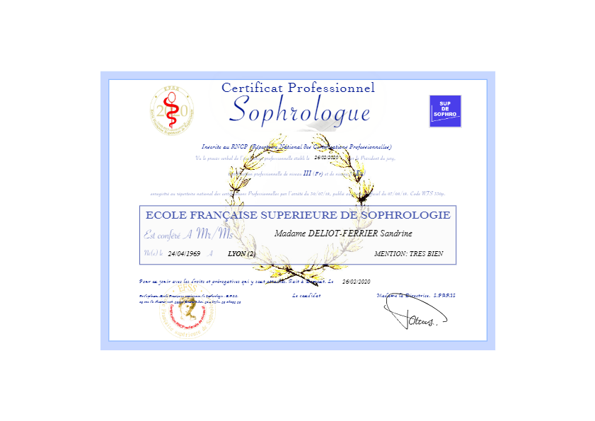 photo diplome Sandrine Ferrier Sophrologue