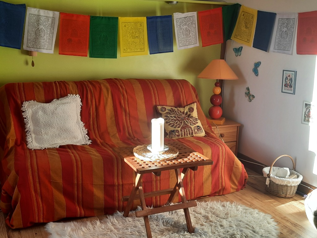 photo cabinet Claire Parisse Karma thérapeute