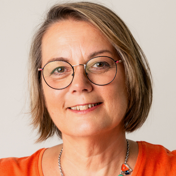 Patricia MOMBRUN LAYALLE