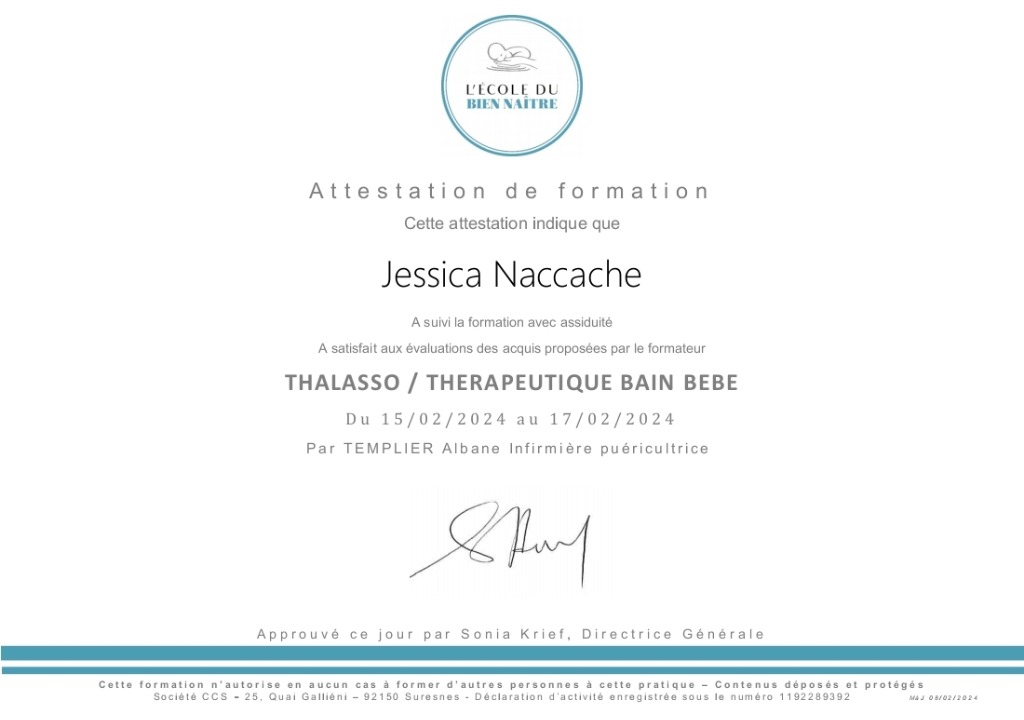 photo diplome Jessica Naccache ~ Doulamalia 