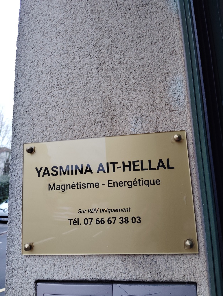 photo cabinet YASMINA AIT HELLAL