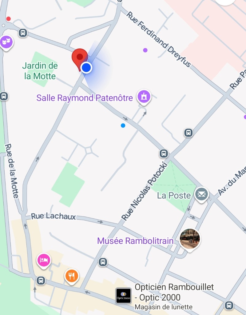 photo portrait YASMINA AIT HELLAL