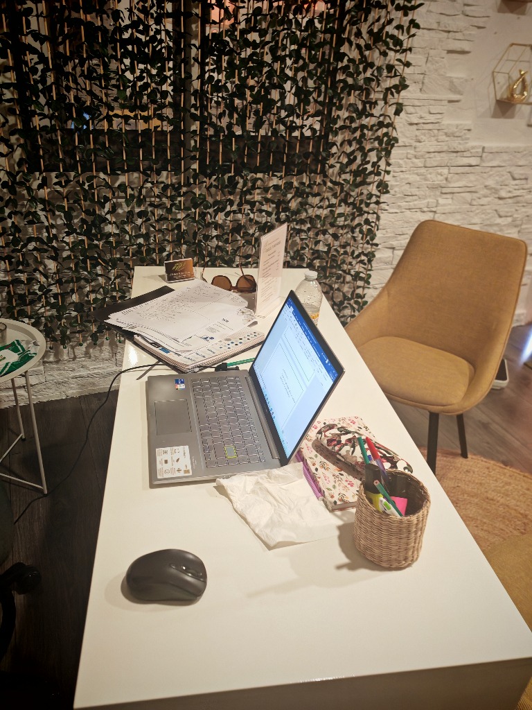 photo cabinet Malika khardou 