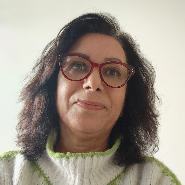 Hadjira Benrahho Maitre Praticienne Hypnose & PNL