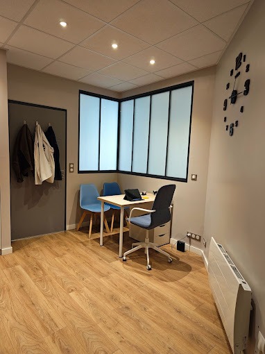 photo cabinet Julien Pulcini