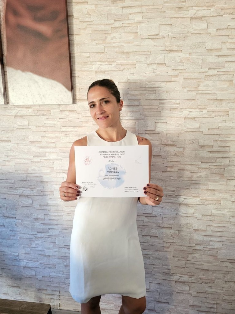 photo diplome Mirabel Agnès - Mon Nid’éal de Bien-être