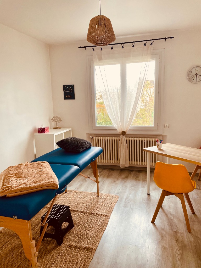 photo cabinet Charline Moire Kinésiologie