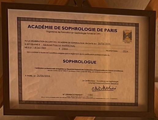 photo diplome MHL Sophrologie - Mickael Marechal