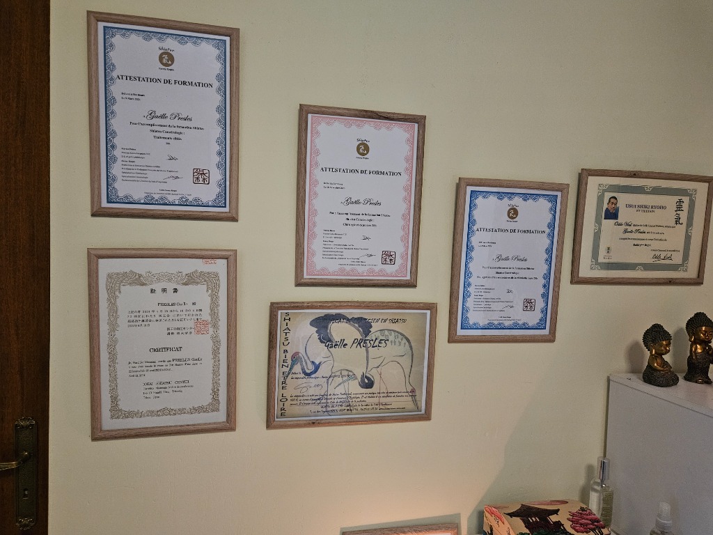 photo diplome Gaelle Shiatsu