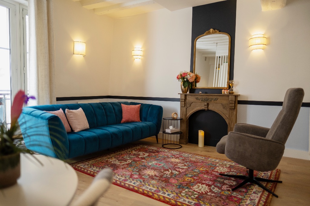 photo cabinet Anne-Claire Storaï