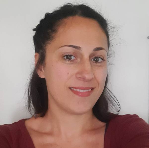 LE SCOUARNEC Hélène