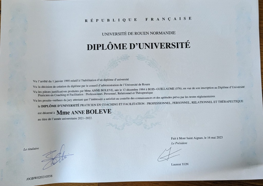 photo diplome Anne Bolève