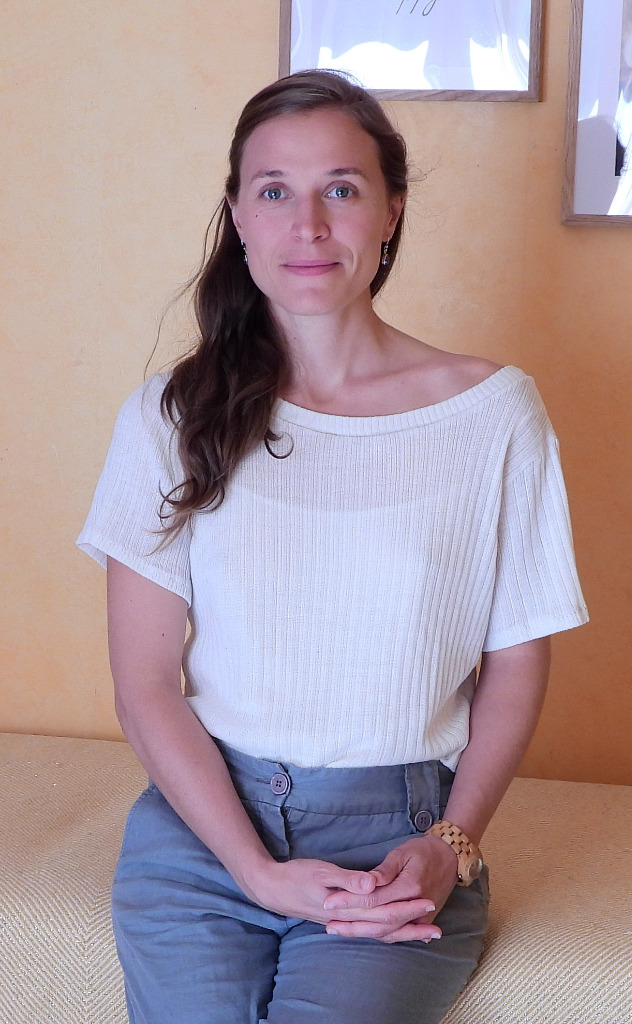 photo portrait Flora SCHINDELE Naturopathe