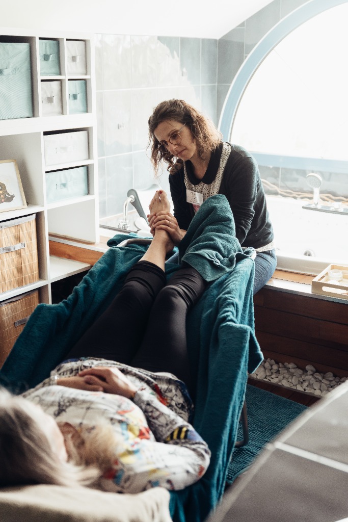 photo seance Marjorielebretonreflexologue 