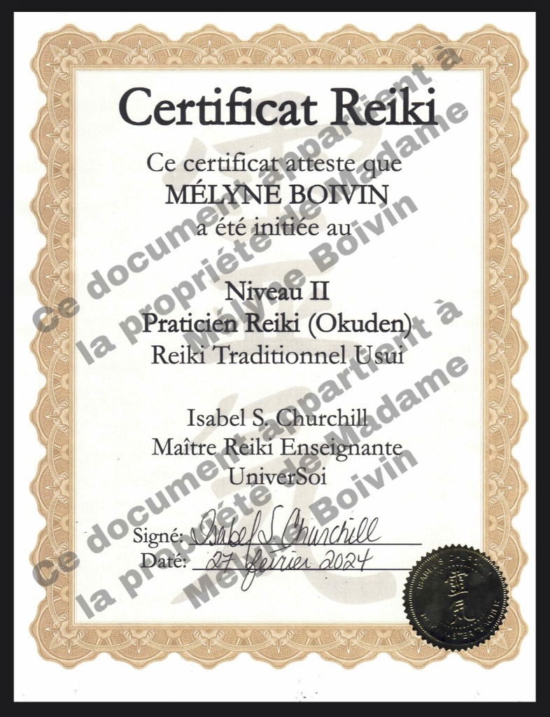 photo diplome Mélyne Boivin (Mémé’Dium)