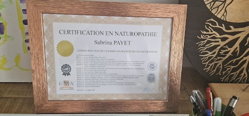 photo diplome EM Bien-Etre ET Beauté 