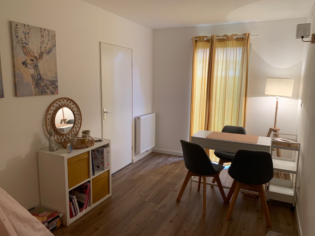 photo cabinet Mélanie SALAÜN