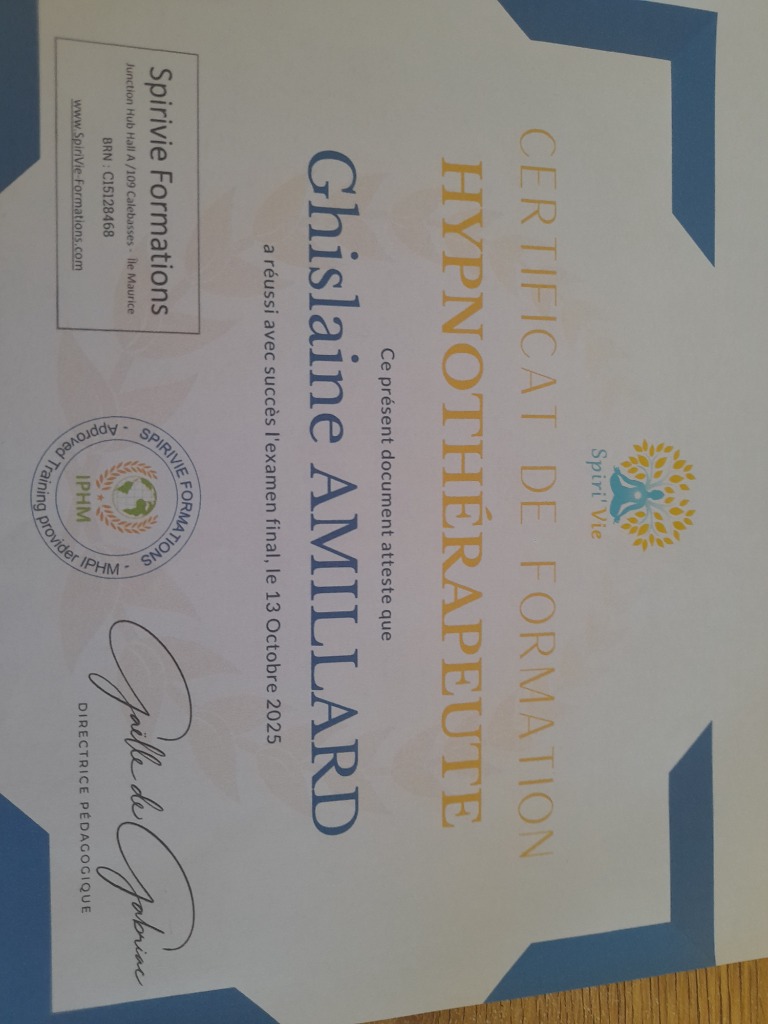 photo diplome Isidora holistique 