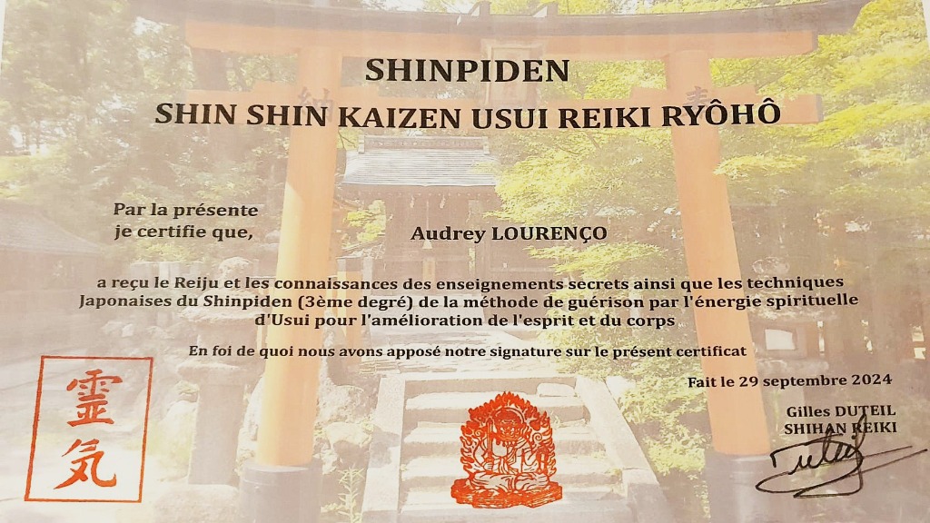 photo diplome Audreiki - Audrey Lourenço