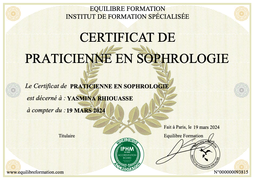 photo diplome Yasmina Rhiouasse