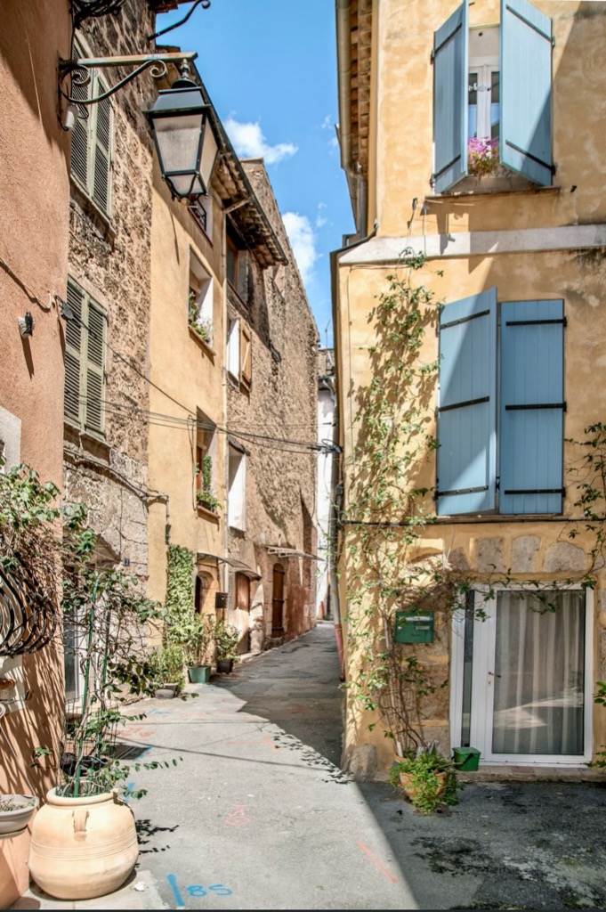 photo cabinet DE GRENDEL Sylvie