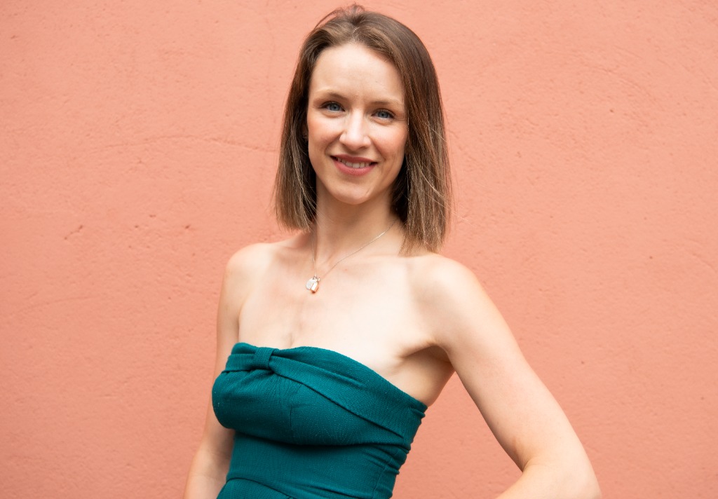 photo portrait Coralie Combelles - Cybelles naturopathie