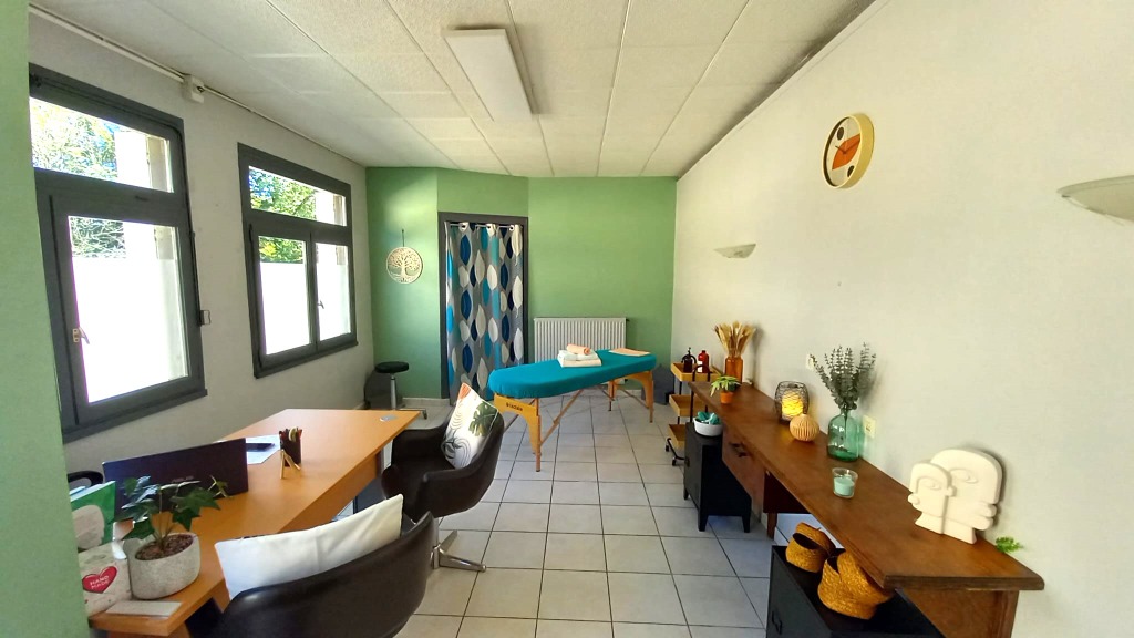 photo cabinet Isabelle BRIOULET - NaturOuzoum