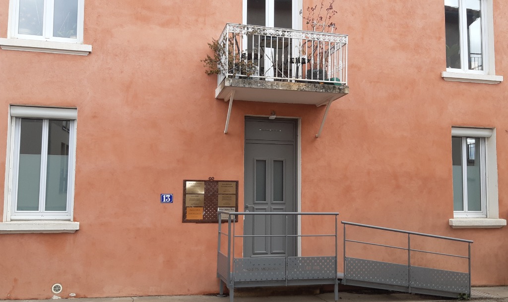 photo cabinet Lucie Fenet