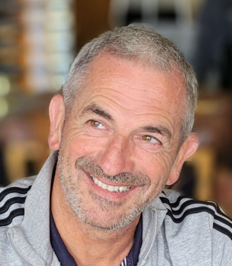 photo portrait Laser Stop Addict - Bourgoin Réflexologie - J.Lova