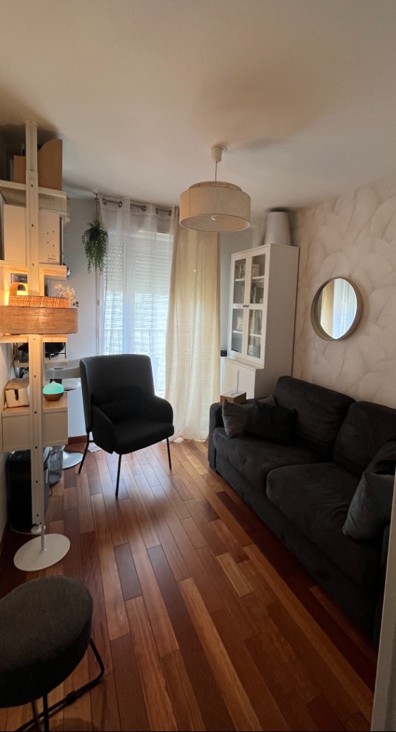 photo cabinet Marie-Lucia THOS