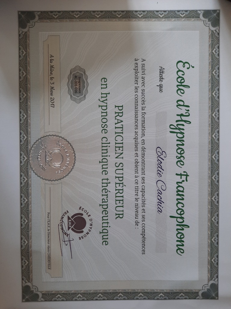 photo diplome CACHIA ELODIE