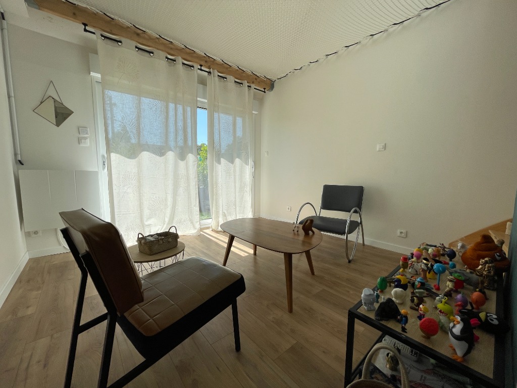 photo cabinet Peuziat Gwennaëlle