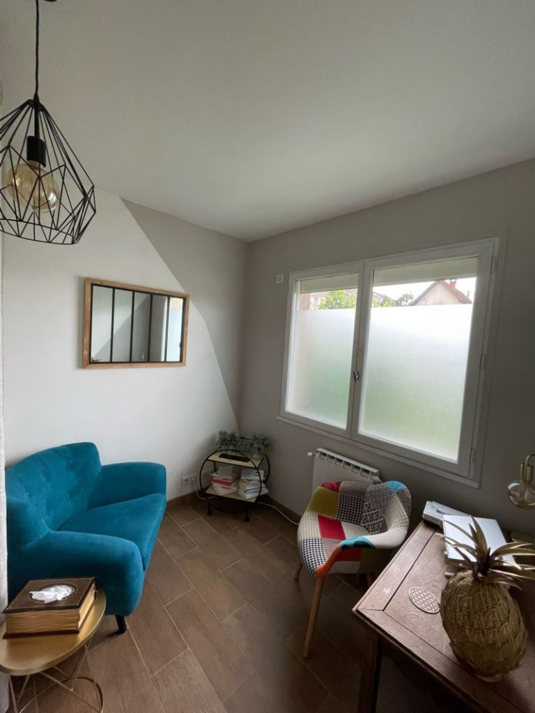 photo cabinet Sarah aguirre