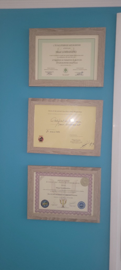 photo diplome Maud Bien-être