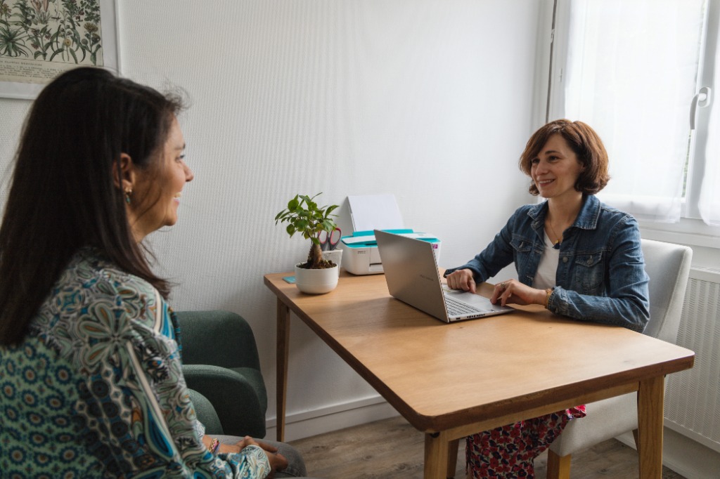 photo seance Marie Pierre Brunie - Naturopathie Réflexologie