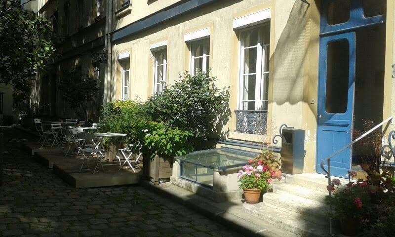 photo cabinet Magalie Avril