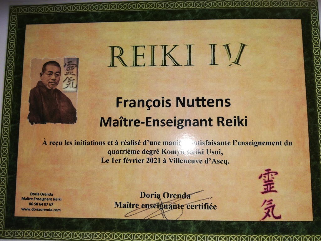 photo diplome François nuttens