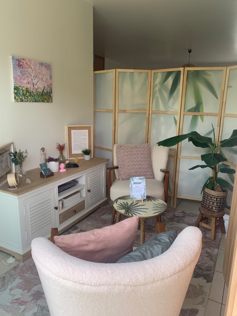 photo diplome Liliane Cotrel-Cabinet de Gestalt thérapie 